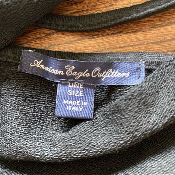 American Eagle Crop Top - Picture 3 of 6